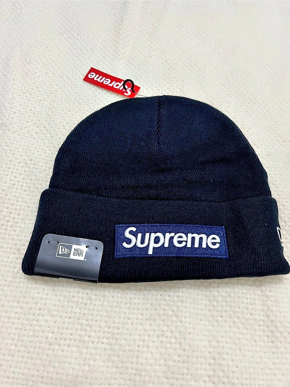 Supreme New Era World Famous Beanie Black NWT Beanie